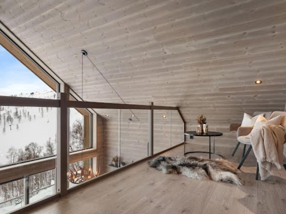 Flygende Utsiktshytte Med Magisk Utsikt Sogndal Dış mekan fotoğraf