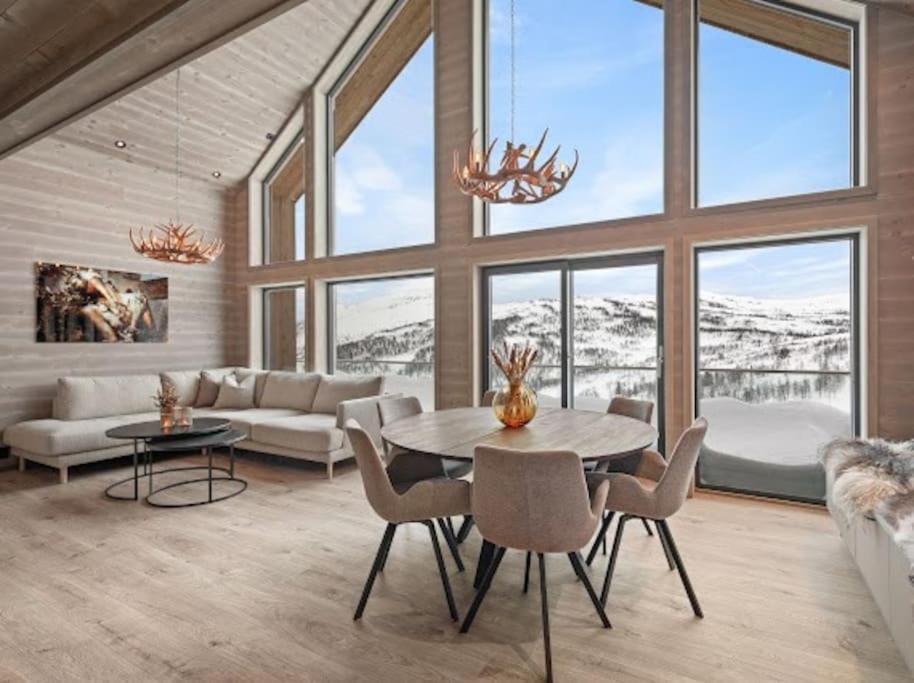 Flygende Utsiktshytte Med Magisk Utsikt Sogndal Dış mekan fotoğraf
